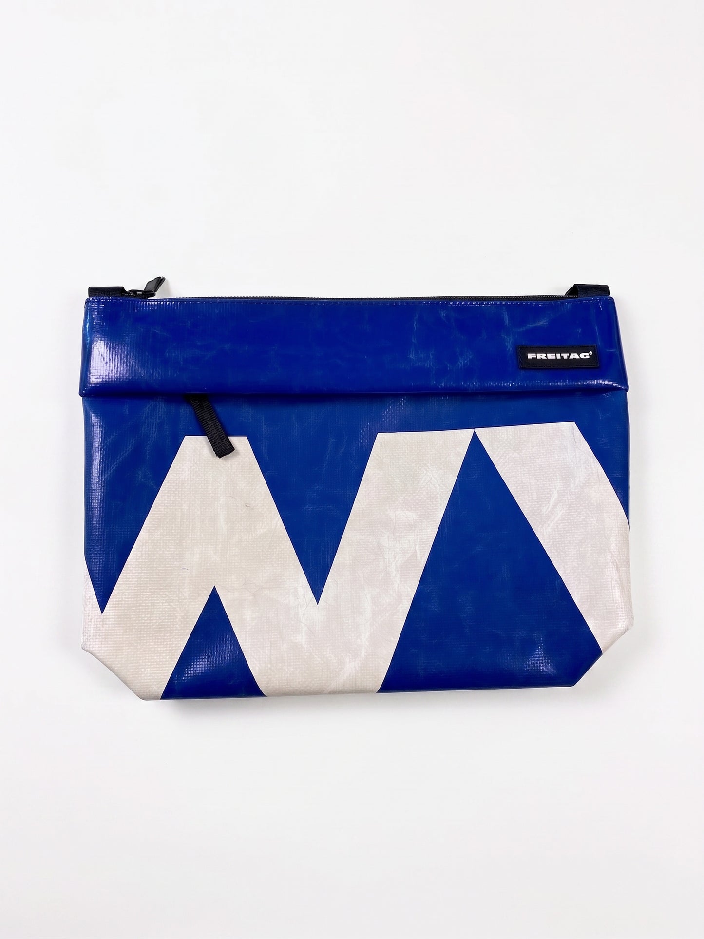 LOU 000003982549/BLAU/WEISS