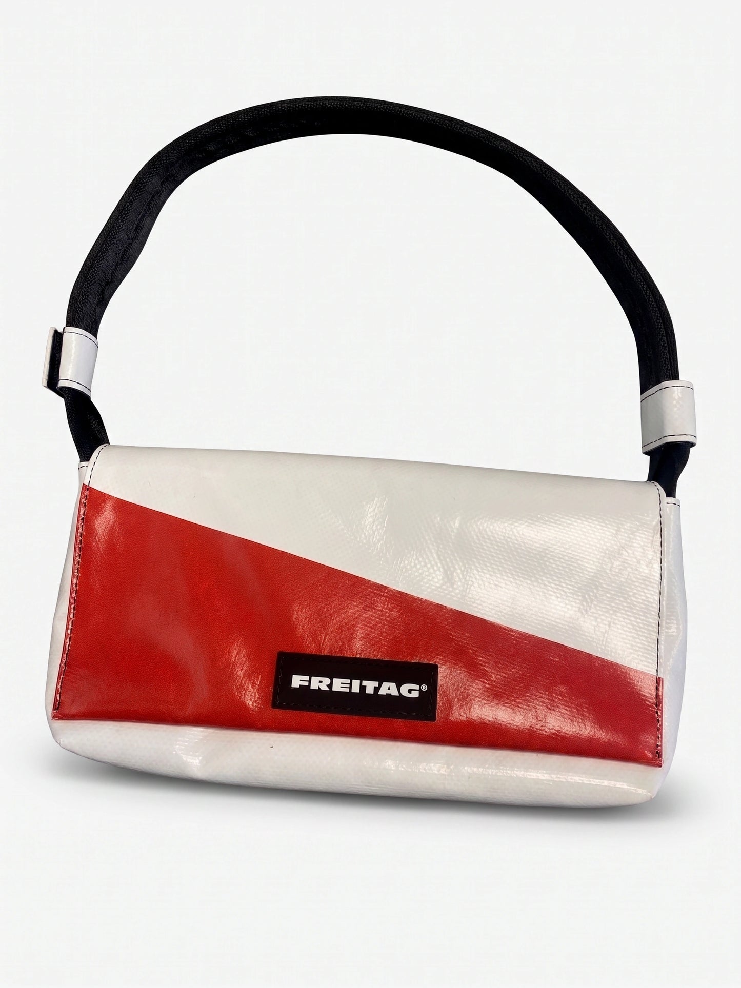 Laura 000004487041/WEISS/ROT