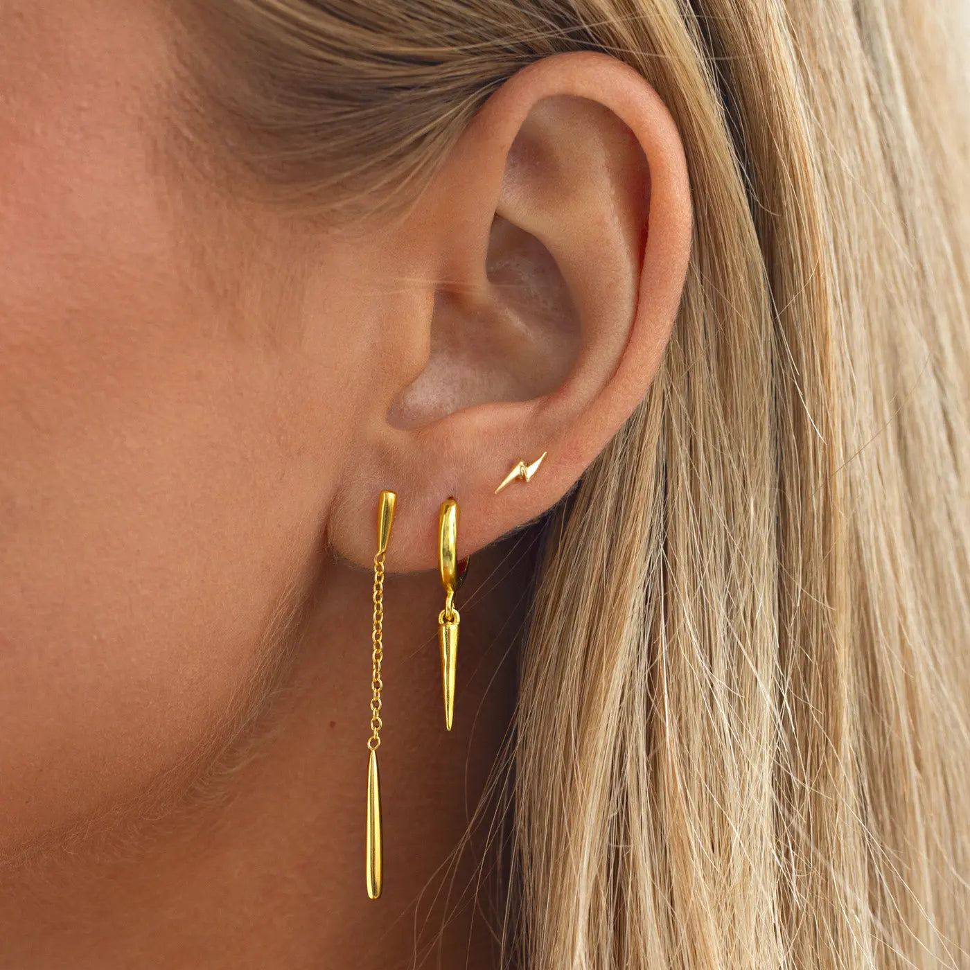 Nim - Dangling Drop Chain Stud Earrings * GOLD