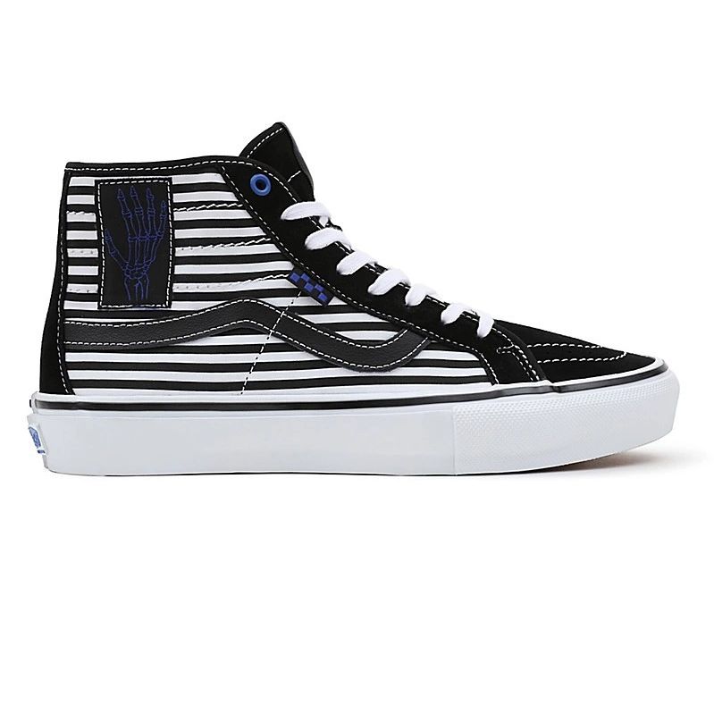 Skate Sk8-Hi Decon Breana Geering - black/white