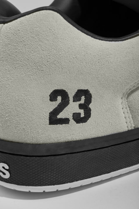 Sal 23 - White/ Blk