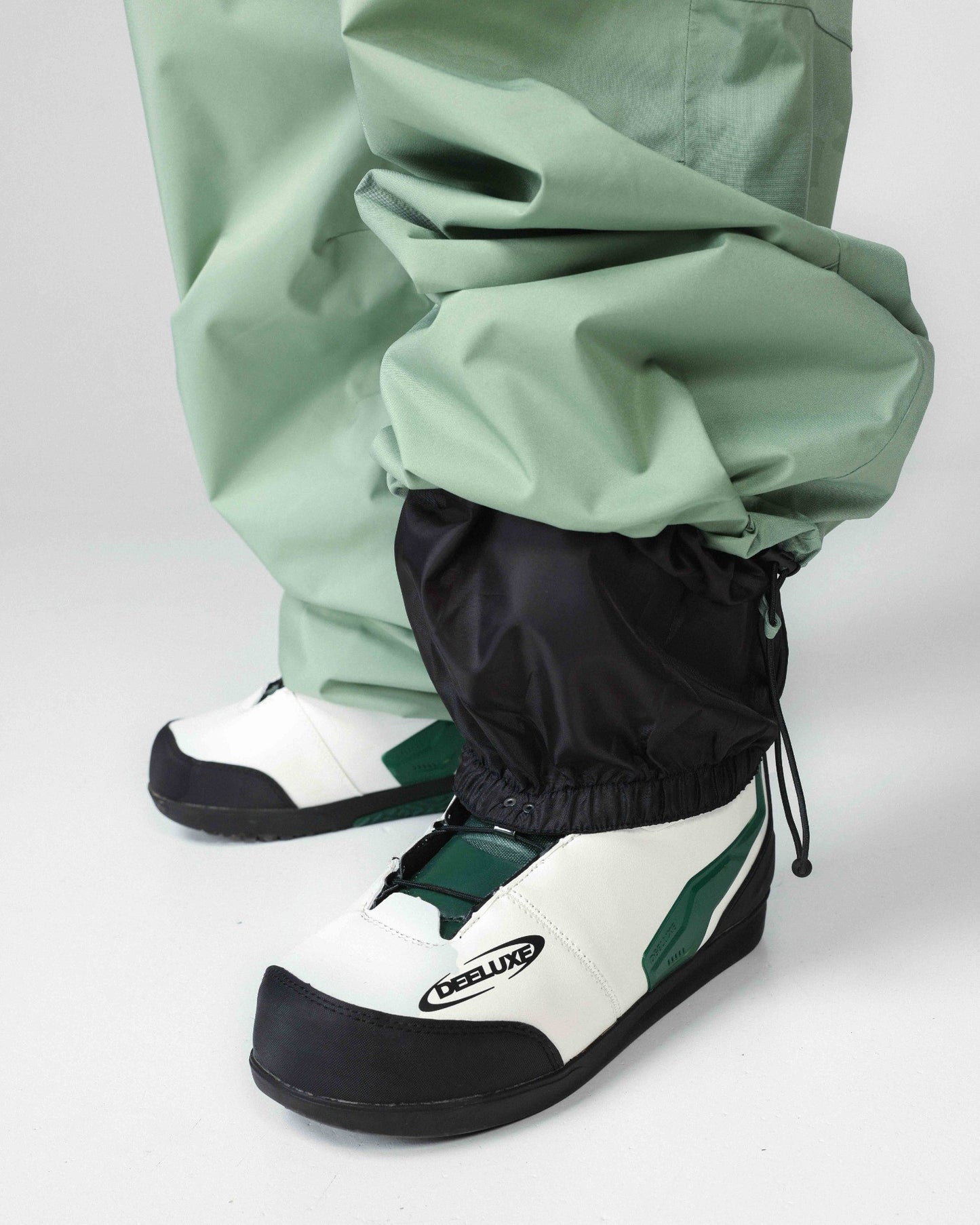 Park Pants - mean green