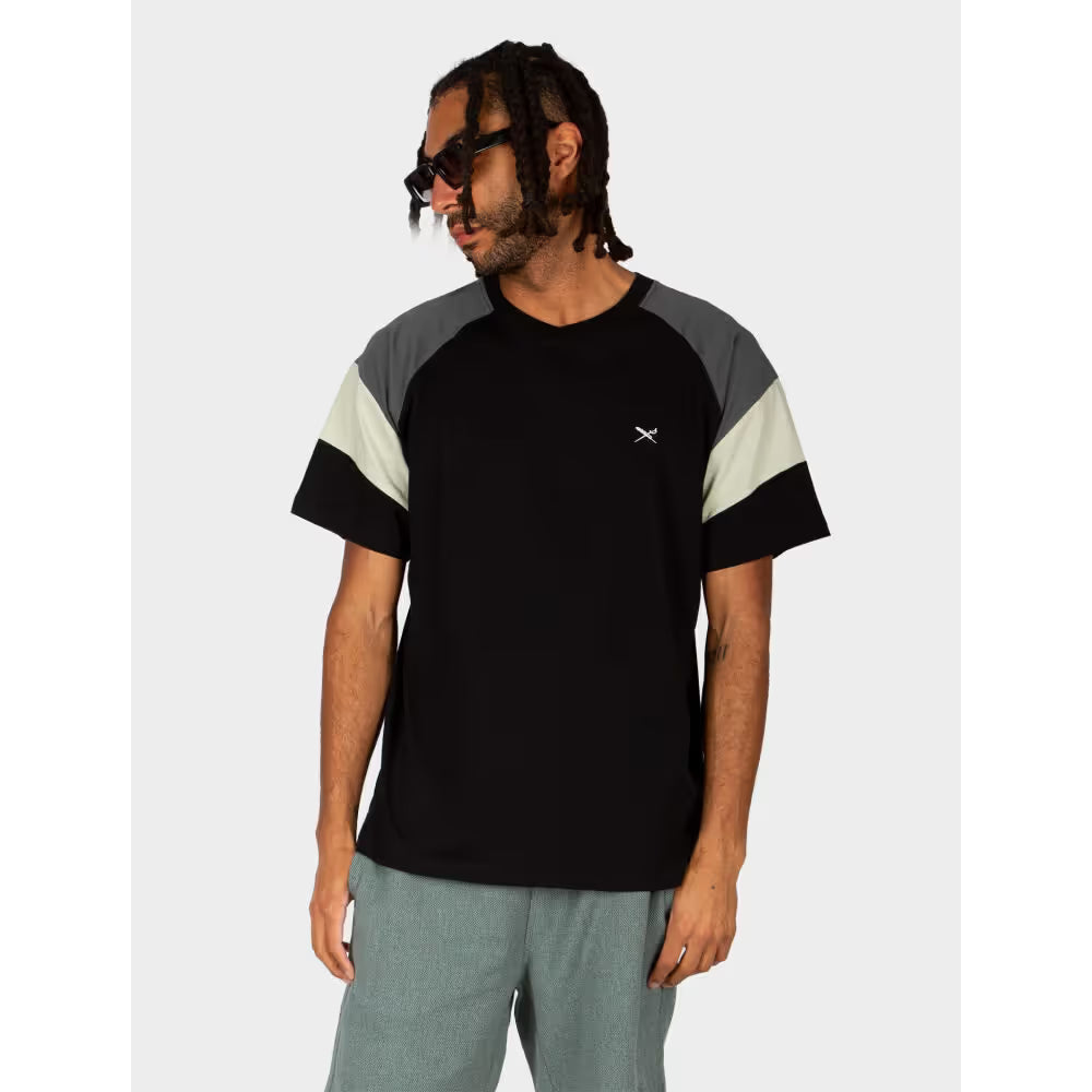 Flowing T-Shirt - Black