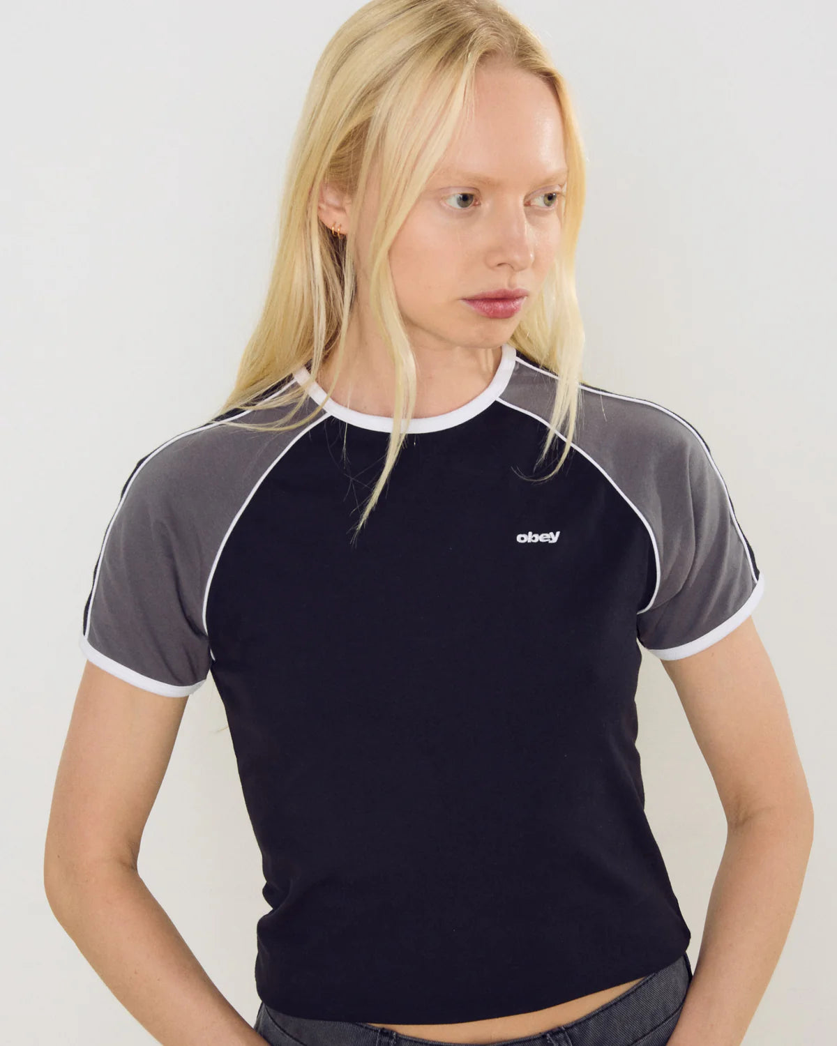 Replay Raglan SS - Digital Black