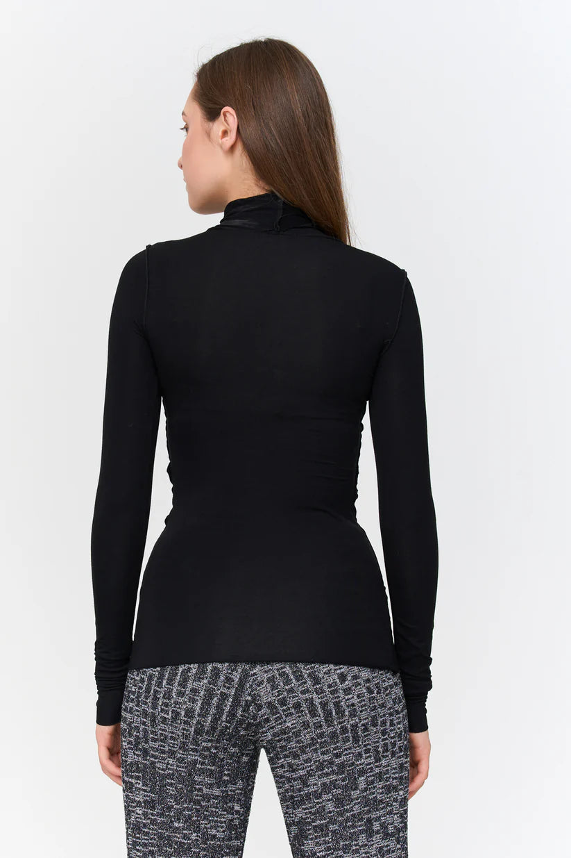 T-Shirt * SCHWARZ