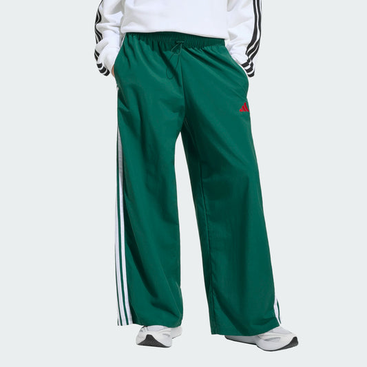 Essentials 3-Stripes Woven Parachute Pants