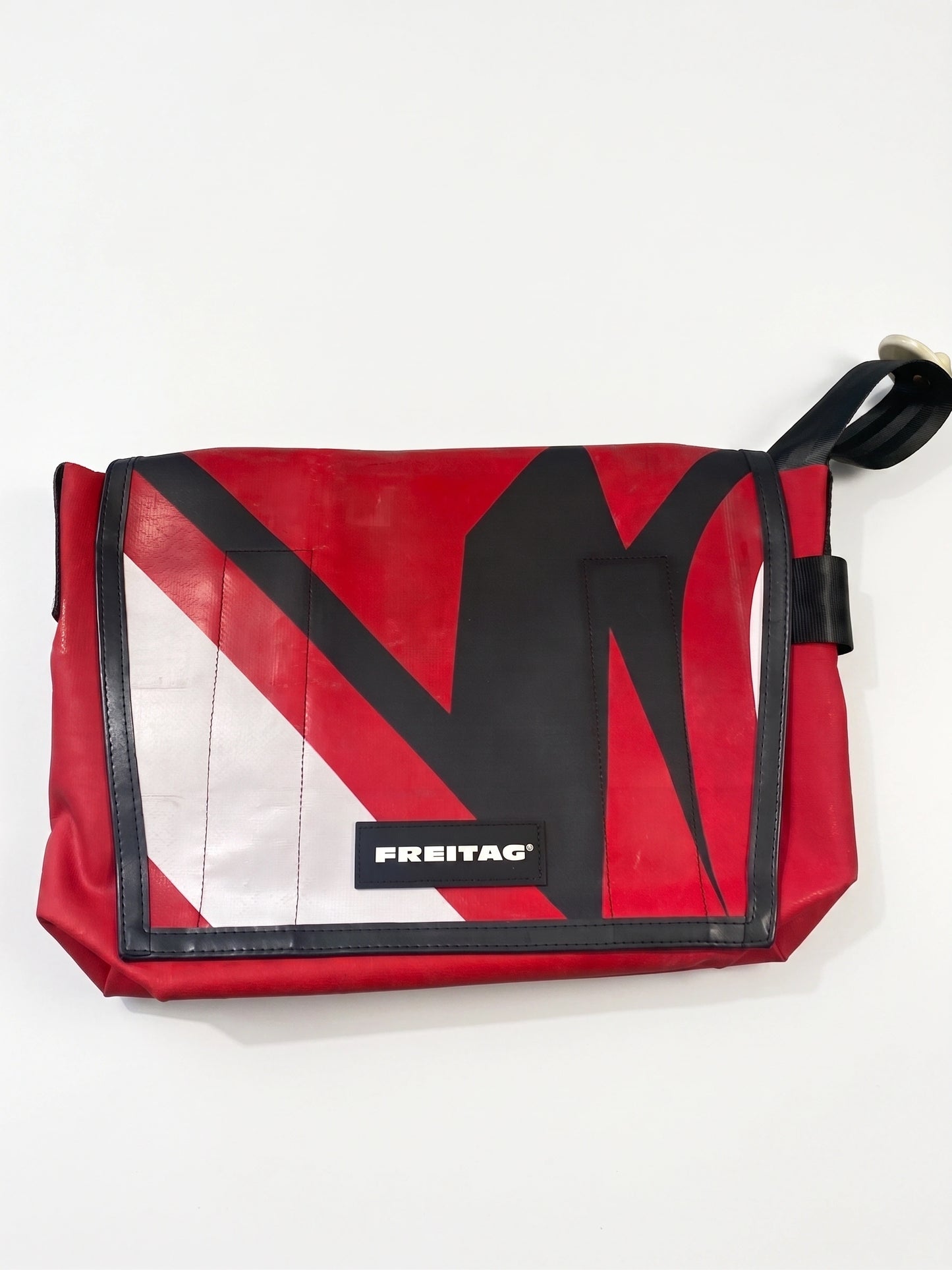 Dexter 000004242798/ROT/WEISS