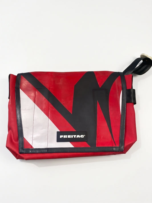 Dexter 000004242798/ROT/WEISS