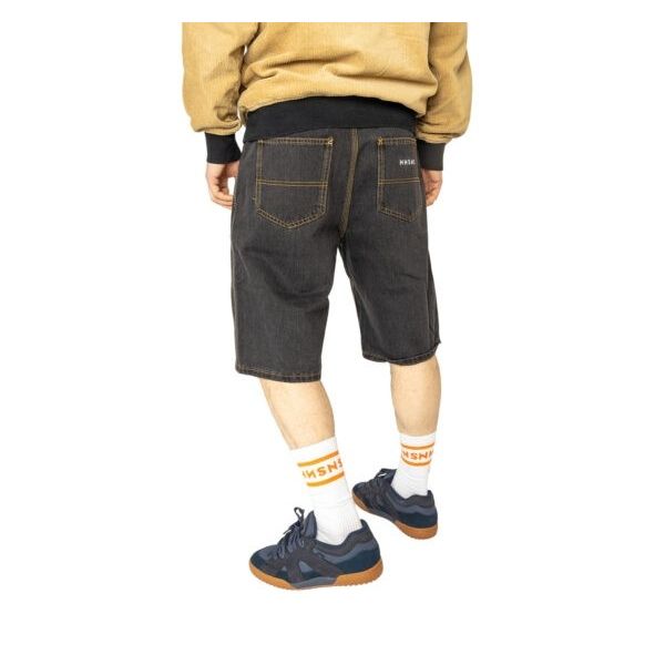 Short Bigfoot - Black Washed