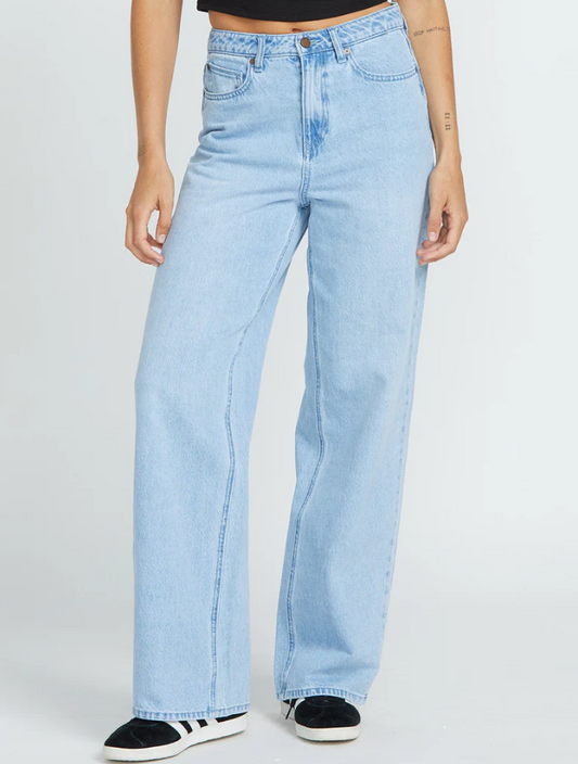 Stoned Boyfriend Highrise Jeans - Blue Bird